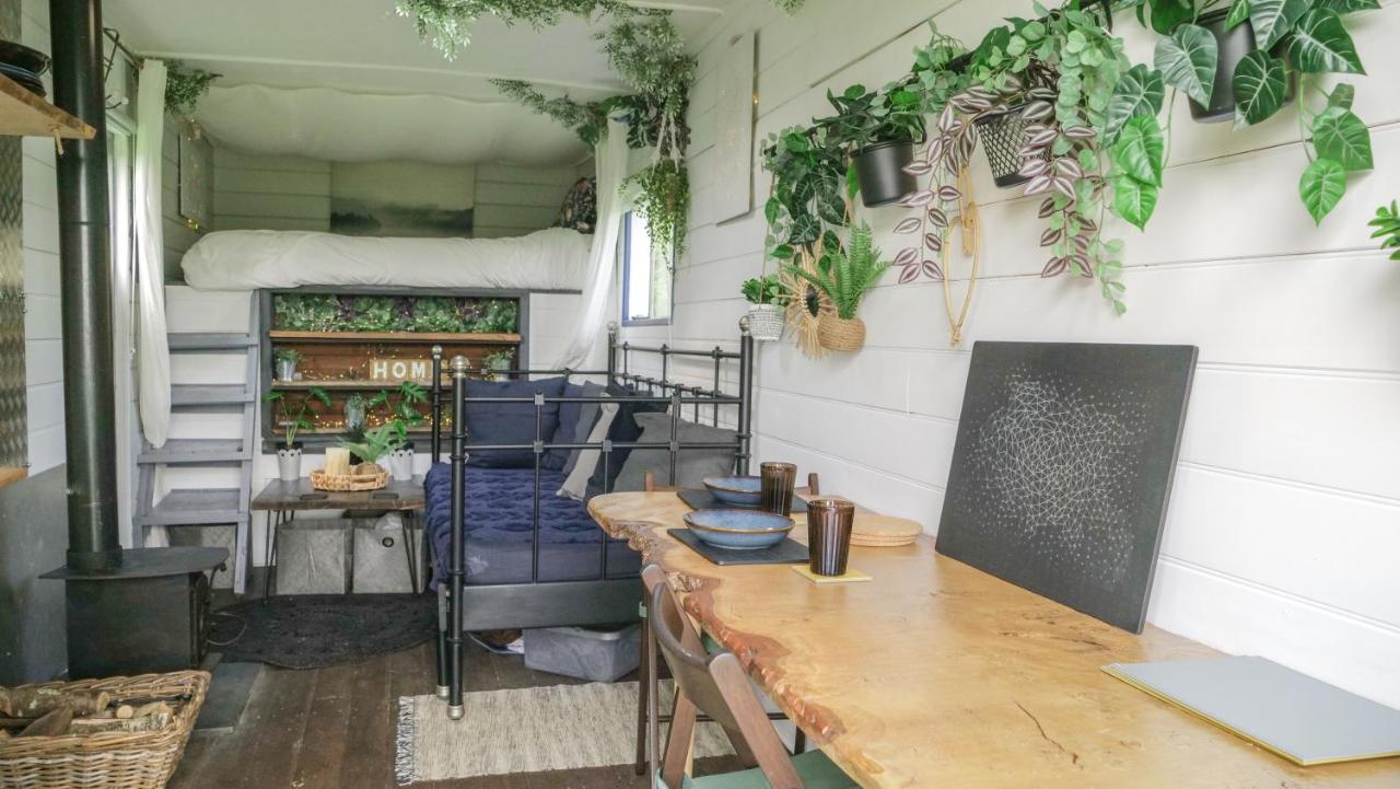 Quirky Vintage Horsebox Conversion With Stunning Views Of Ardingly Reservoir Balcombe Екстер'єр фото